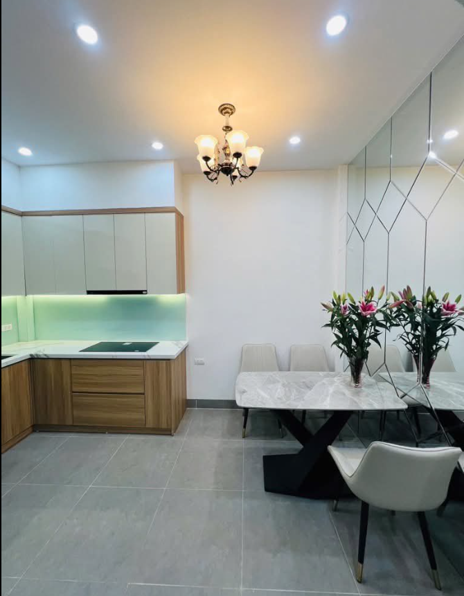 NHÀ ĐẸP NGUYỄN KHANG – GẦN PHỐ - CHỈ CẦN XÁCH VALI VÀO Ở - Ảnh 1